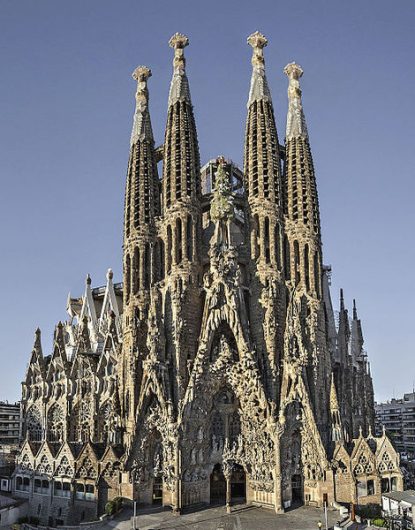 Sagrada_Família._Façana_del_Naixement_(cropped)